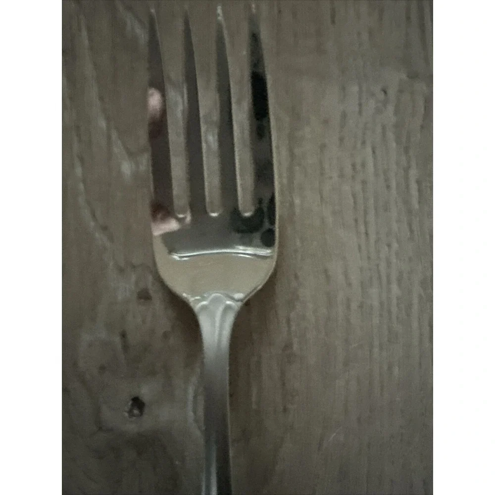 Oneida TRIBECA *1 Medium Cold Meat Serving Fork* 8 1/4